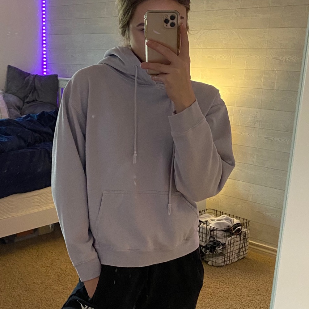 purple brandy melville sweatshirt